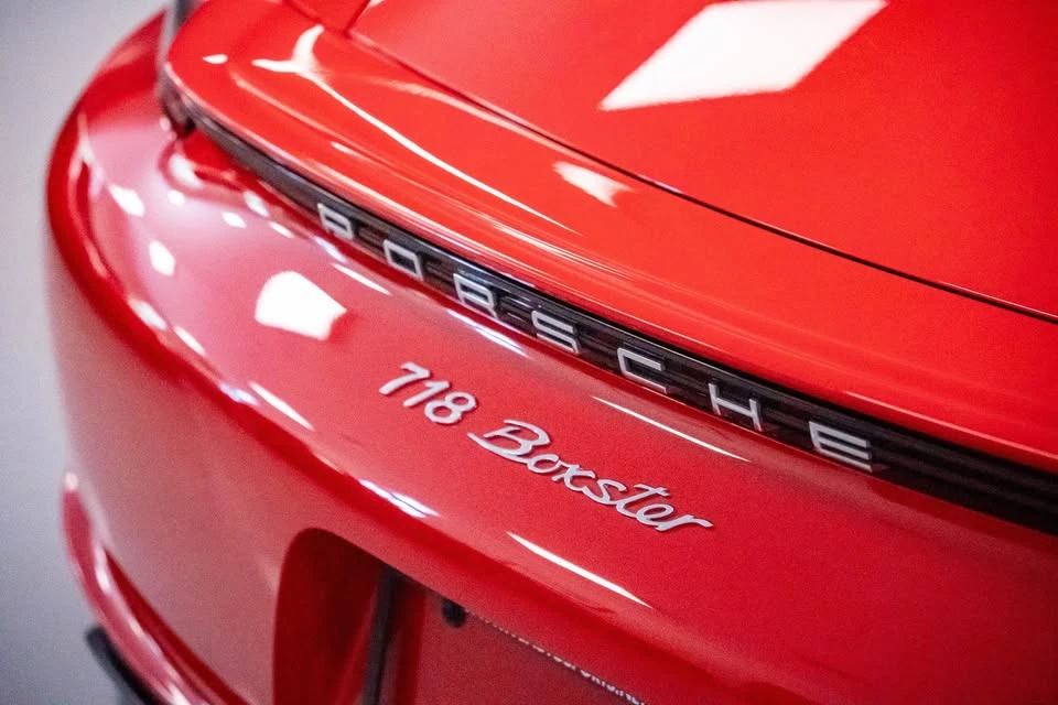 2017 Porsche 718 Boxster - Image 13 of 20