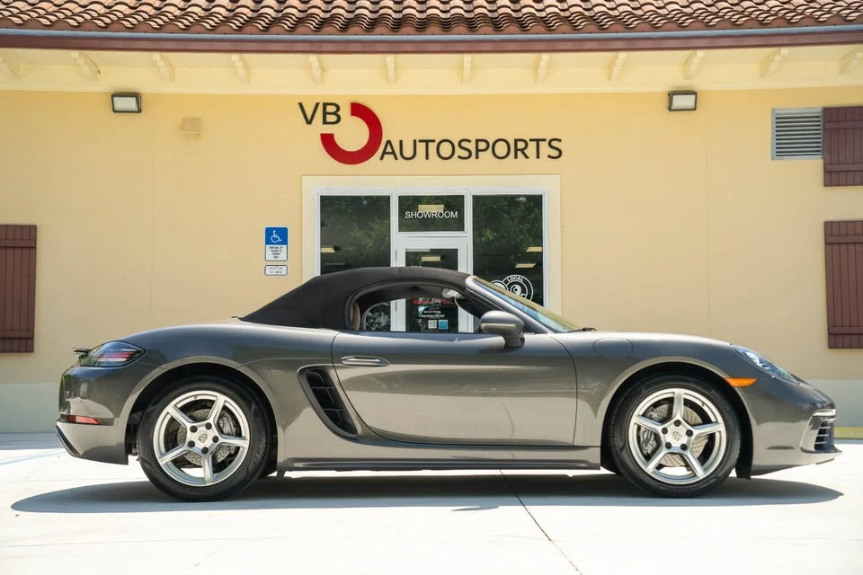 2017 Porsche 718 Boxster - Image 5 of 20
