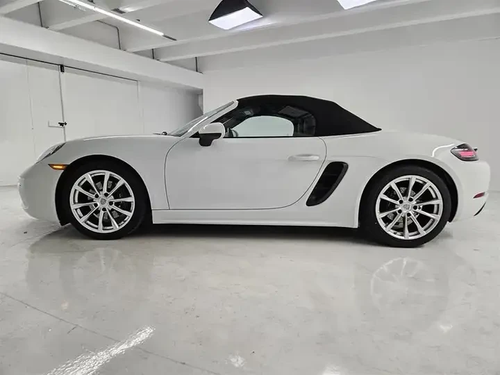 2017 Porsche 718 Boxster - Image 3 of 15