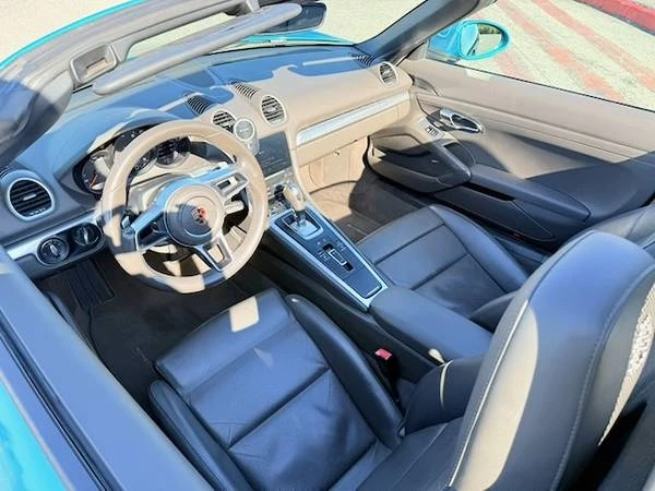 2017 Porsche 718 Boxster - Image 8 of 11