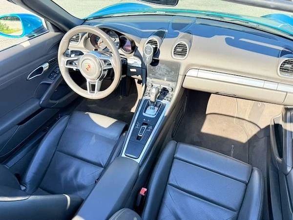 2017 Porsche 718 Boxster - Image 9 of 11