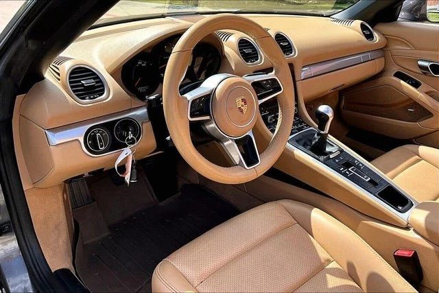 2017 Porsche 718 Boxster - Image 12 of 20