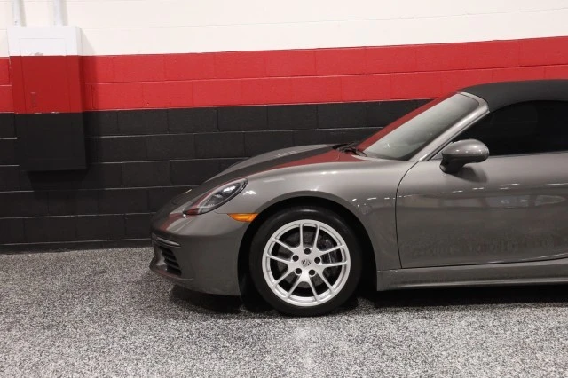 2017 Porsche 718 Boxster - Image 20 of 24