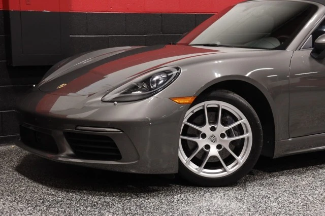 2017 Porsche 718 Boxster - Image 18 of 24