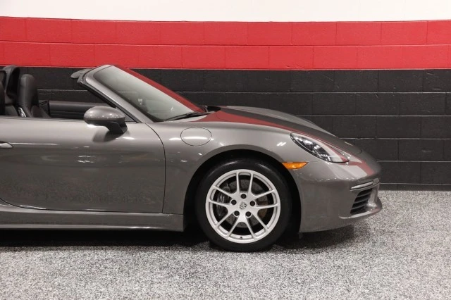 2017 Porsche 718 Boxster - Image 6 of 24