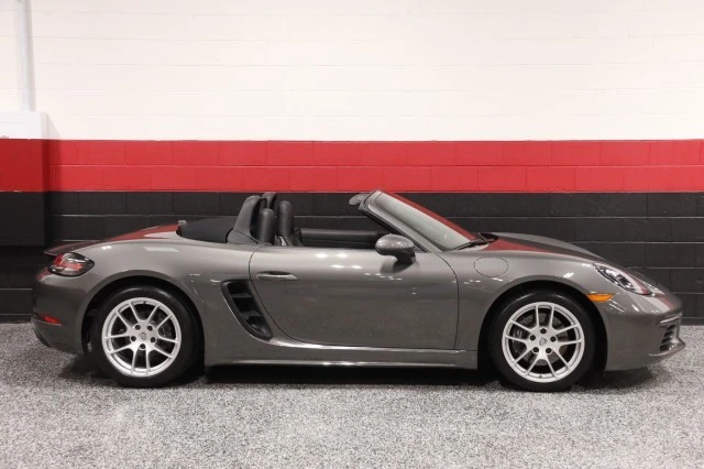 2017 Porsche 718 Boxster - Image 7 of 24