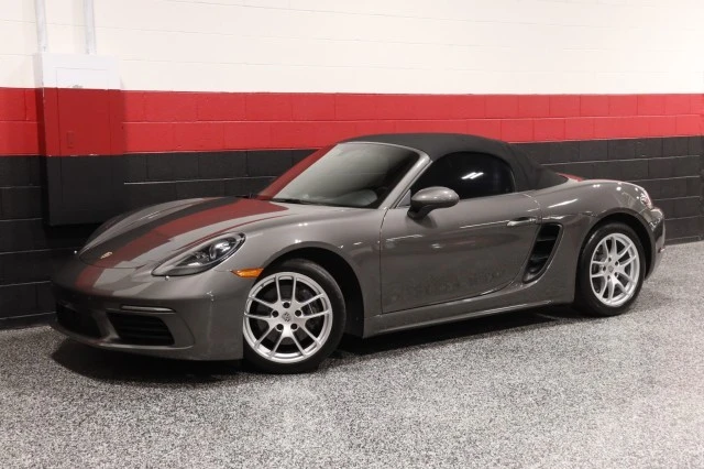 2017 Porsche 718 Boxster - Image 16 of 24