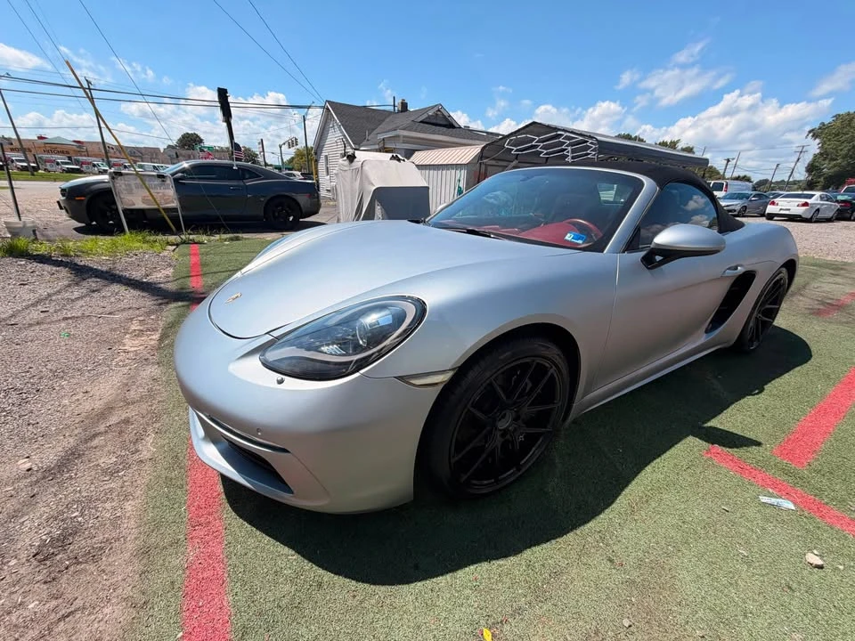 2017 Porsche 718 Boxster - Image 10 of 14