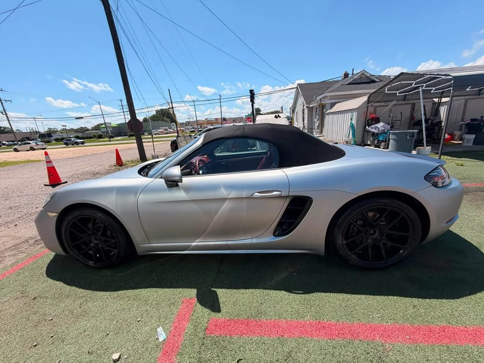 2017 Porsche 718 Boxster - Image 9 of 14