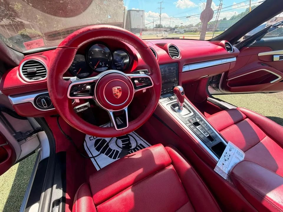 2017 Porsche 718 Boxster - Image 8 of 14