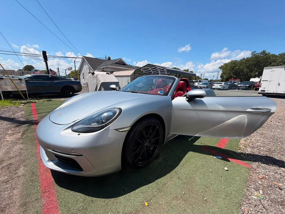 2017 Porsche 718 Boxster - Image 7 of 14