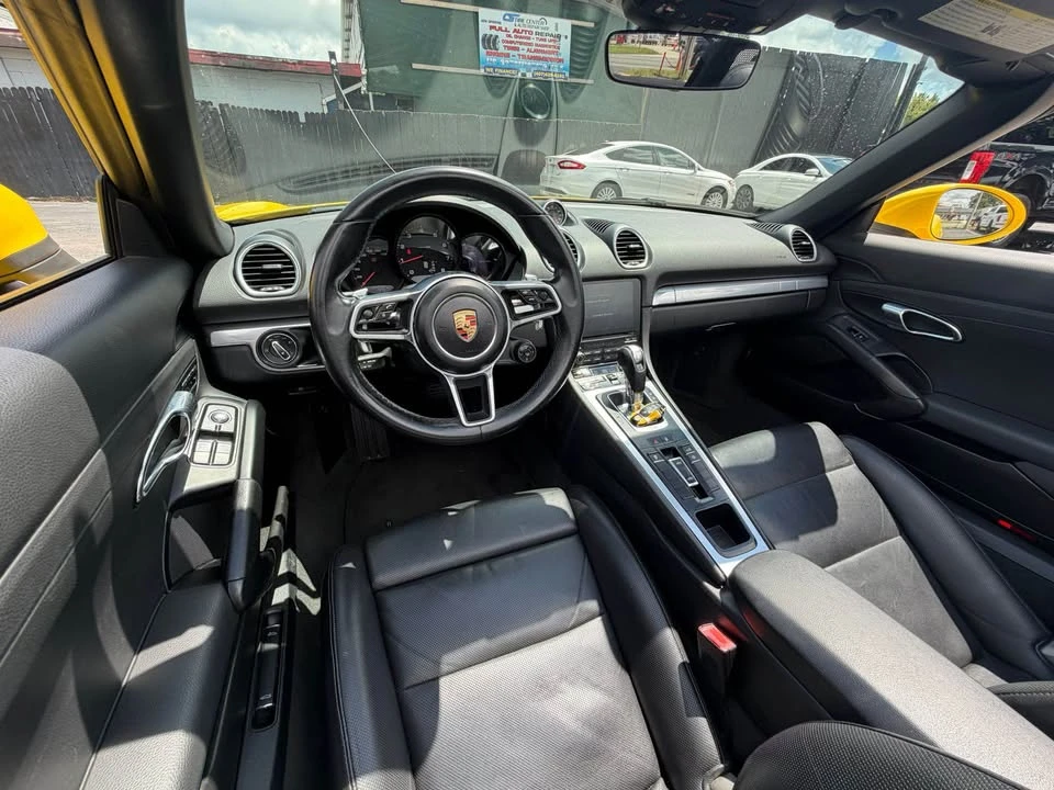 2017 Porsche 718 Boxster - Image 19 of 20