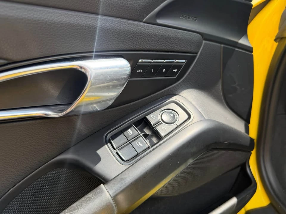 2017 Porsche 718 Boxster - Image 13 of 20