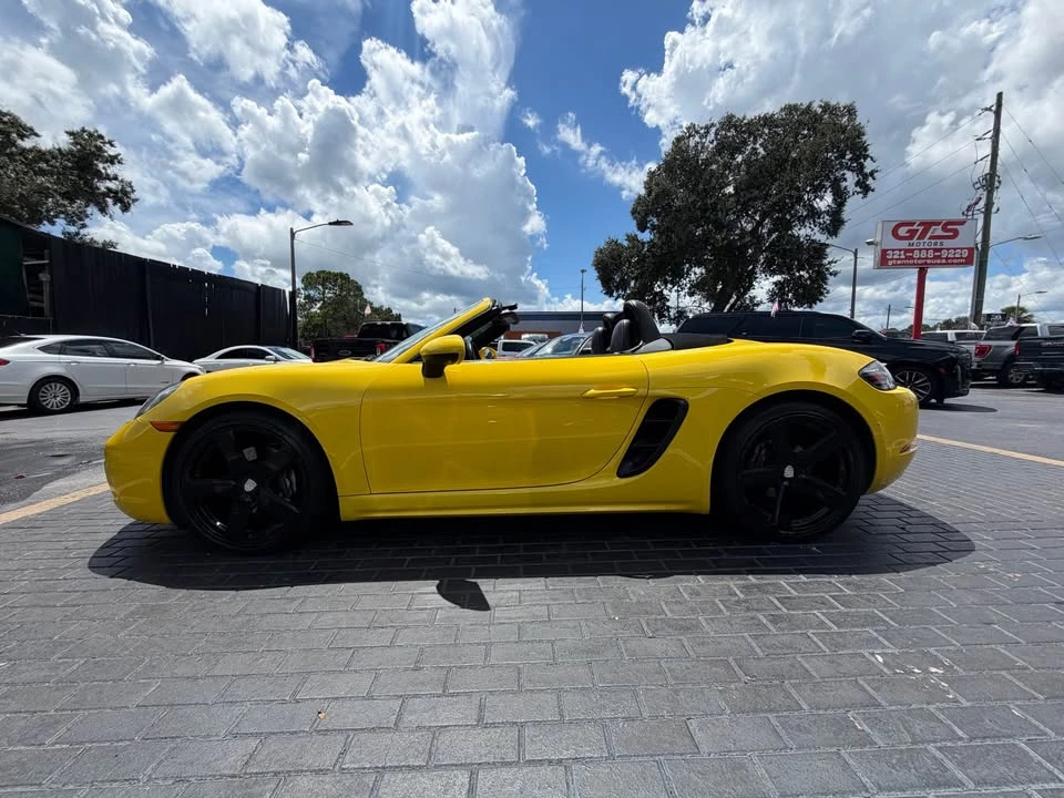 2017 Porsche 718 Boxster - Image 9 of 20