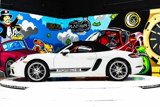 2017 Porsche 718 Boxster - Image 7 of 21