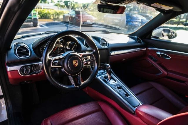 2017 Porsche 718 Boxster - Image 20 of 21