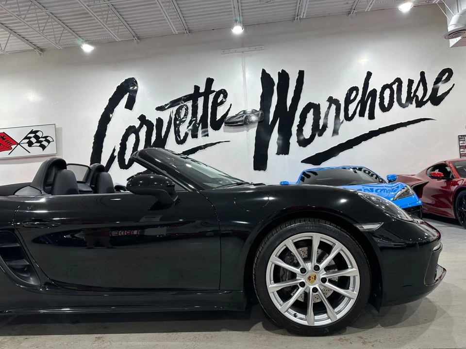 2017 Porsche 718 Boxster - Image 8 of 21