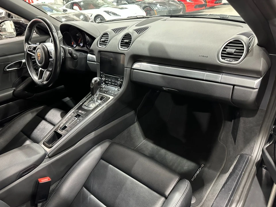 2017 Porsche 718 Boxster - Image 14 of 21