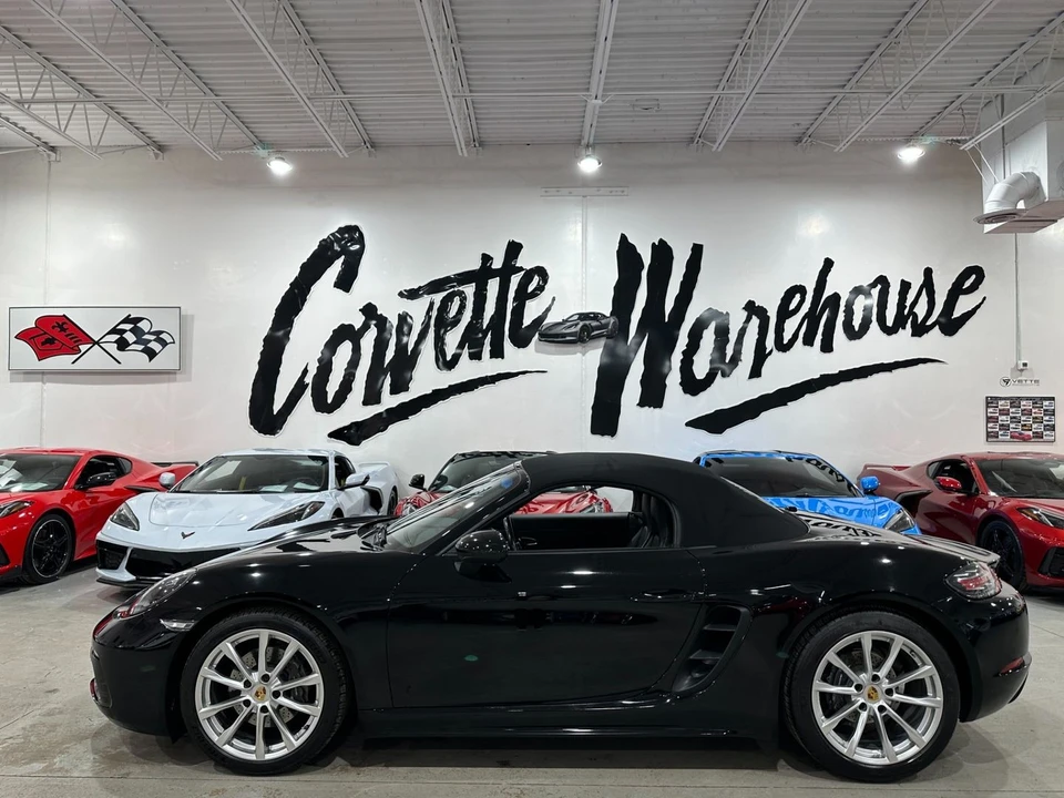 2017 Porsche 718 Boxster - Image 2 of 21