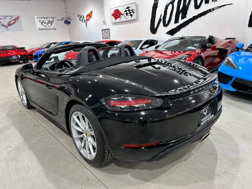 2017 Porsche 718 Boxster - Image 4 of 21