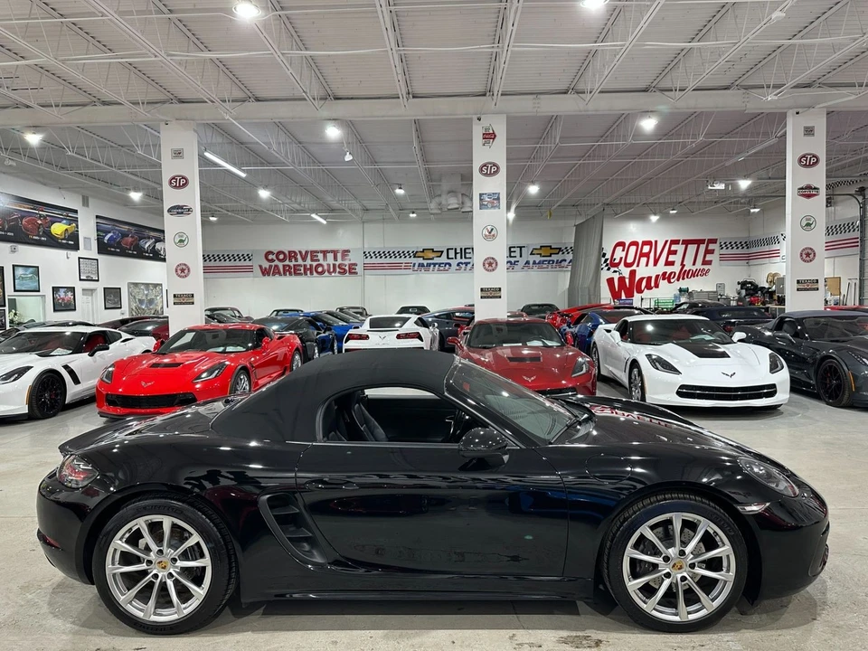 2017 Porsche 718 Boxster - Image 6 of 11