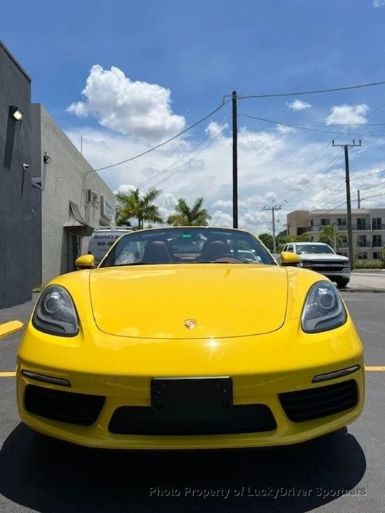 2017 Porsche 718 Boxster - Image 7 of 11