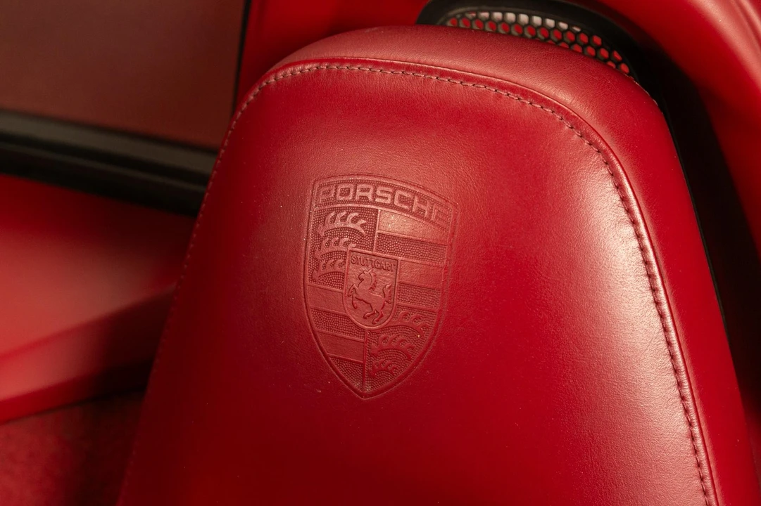 2017 Porsche 718 Boxster - Image 28 of 31