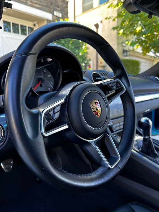 2017 Porsche 718 Boxster S - Image 6 of 7