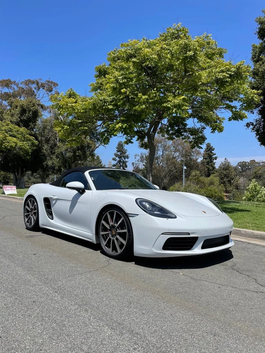 2017 Porsche 718 Boxster S - Image 2 of 8