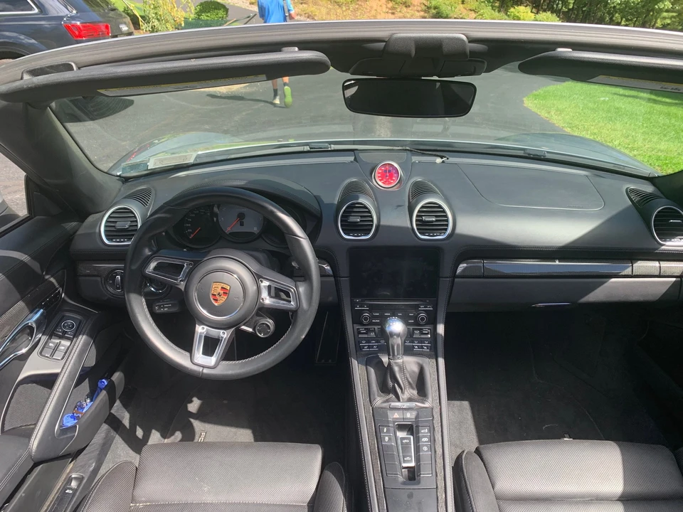2017 Porsche 718 Boxster S - Image 4 of 8