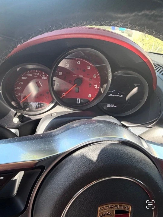 2017 Porsche 718 Boxster S - Image 6 of 6