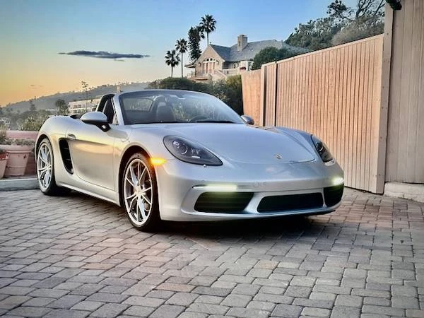 2017 Porsche 718 Boxster S - Image 8 of 19