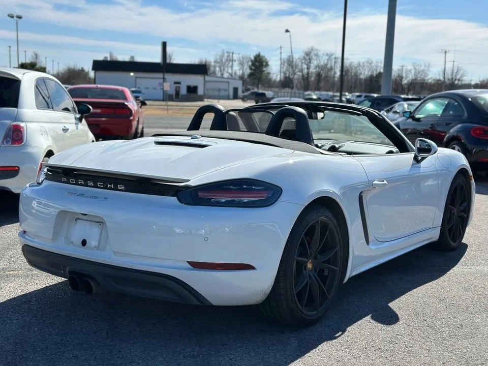 2017 Porsche 718 Boxster S - Image 9 of 20