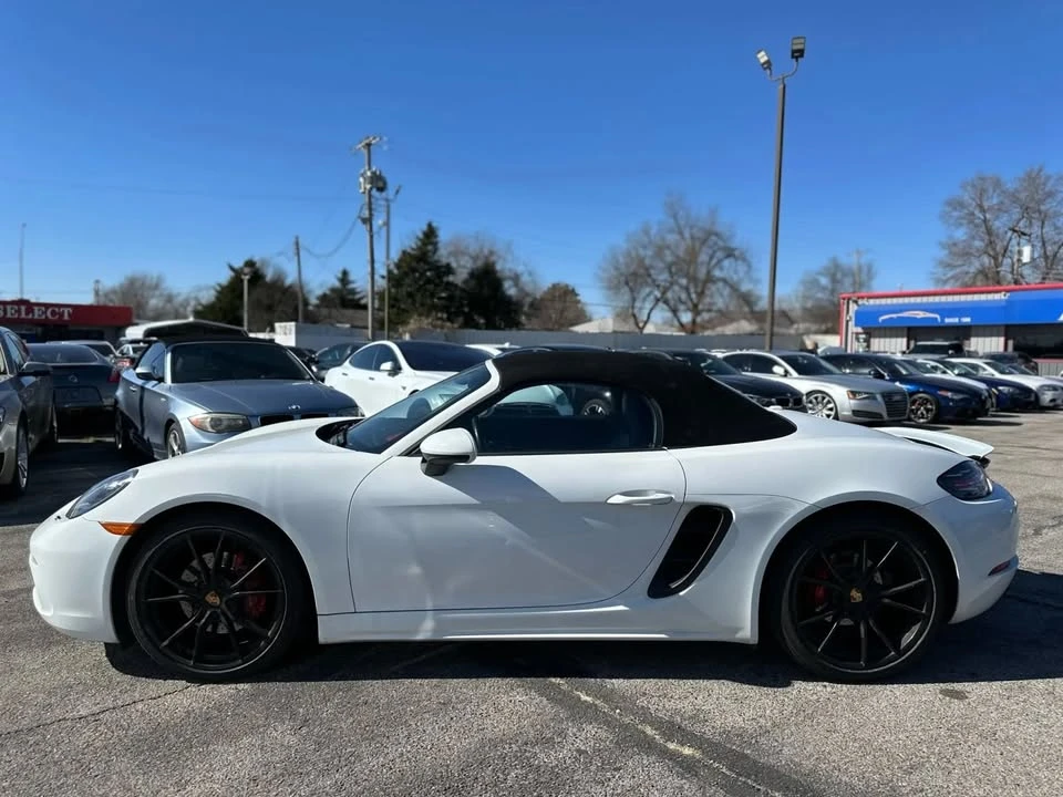 2017 Porsche 718 Boxster S - Image 16 of 20