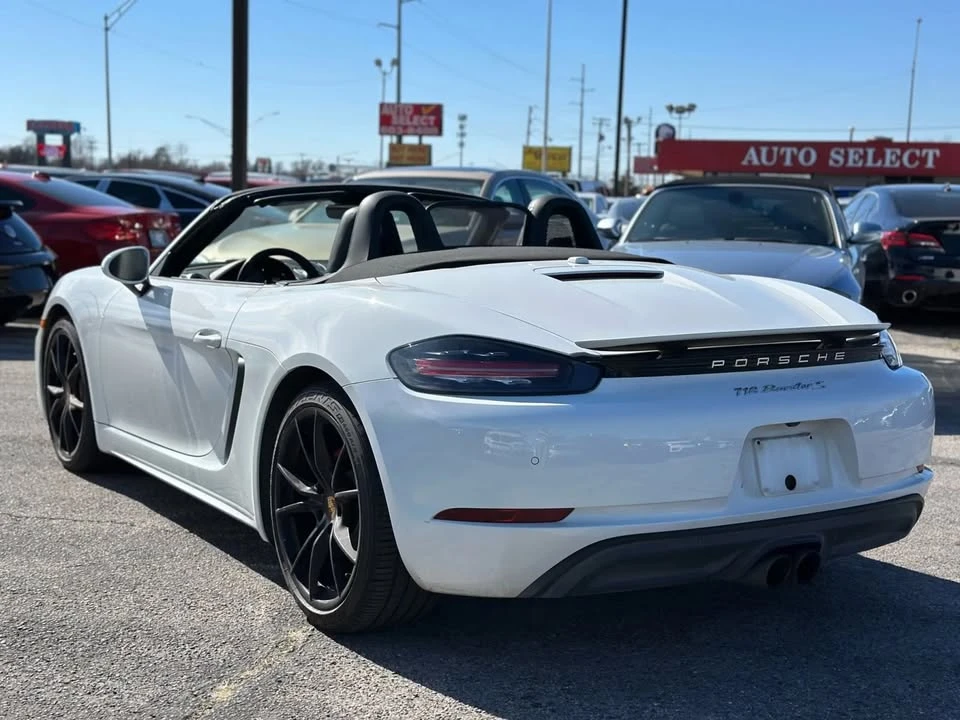 2017 Porsche 718 Boxster S - Image 13 of 20