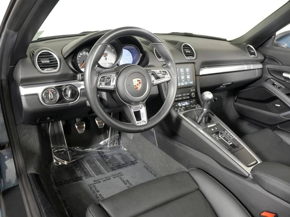 2017 Porsche 718 Boxster S - Image 4 of 5