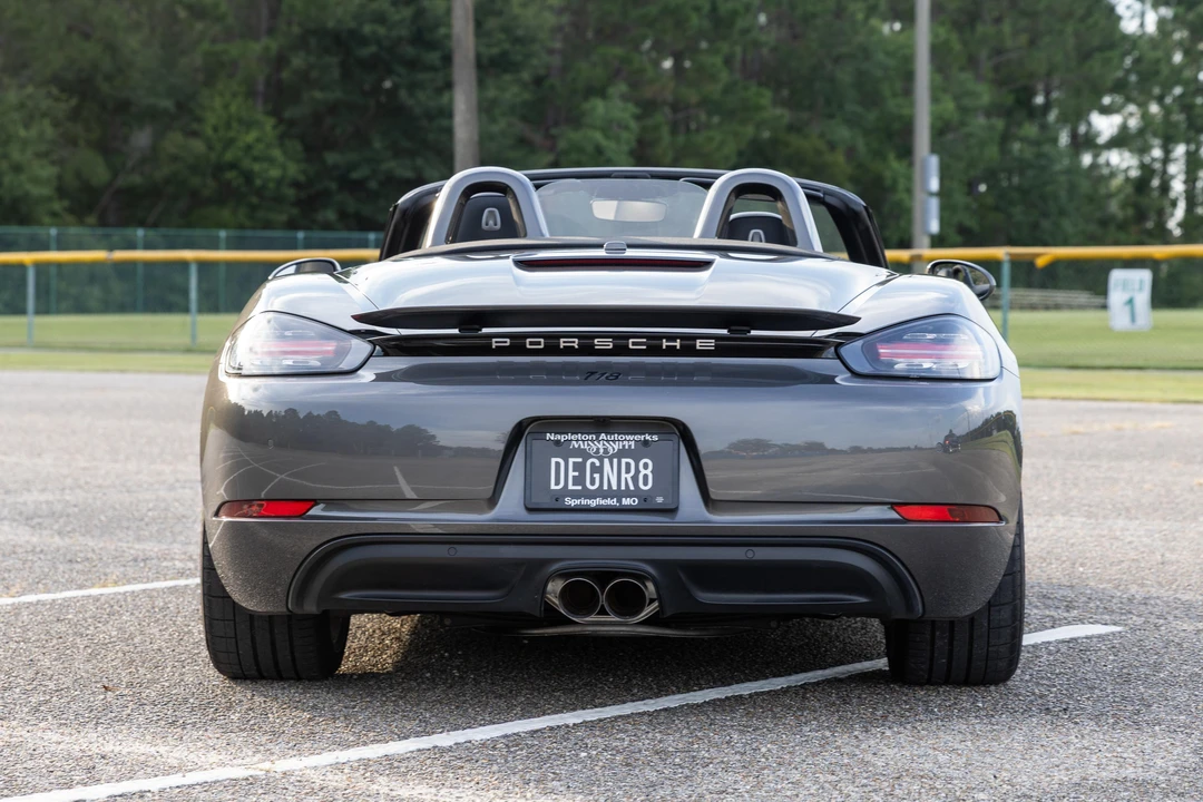 2017 Porsche 718 Boxster S - Image 5 of 31