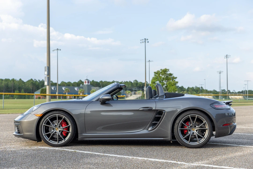 2017 Porsche 718 Boxster S - Image 3 of 31