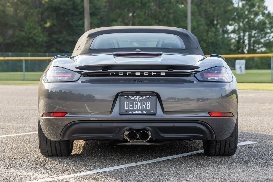2017 Porsche 718 Boxster S - Image 16 of 31