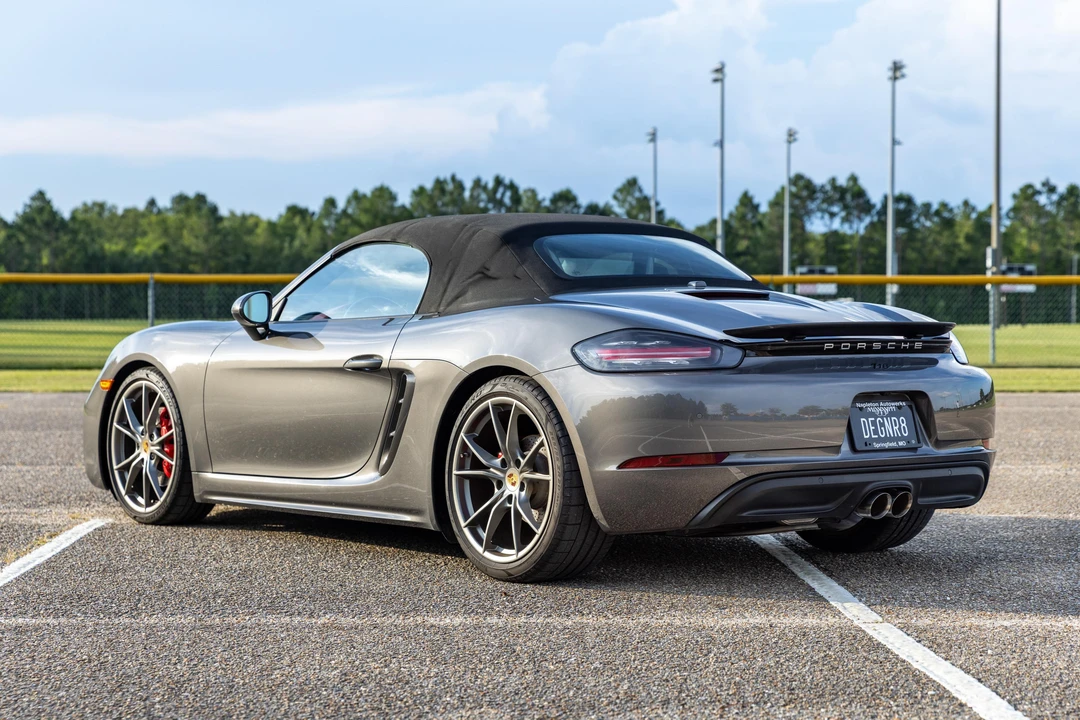 2017 Porsche 718 Boxster S - Image 15 of 31