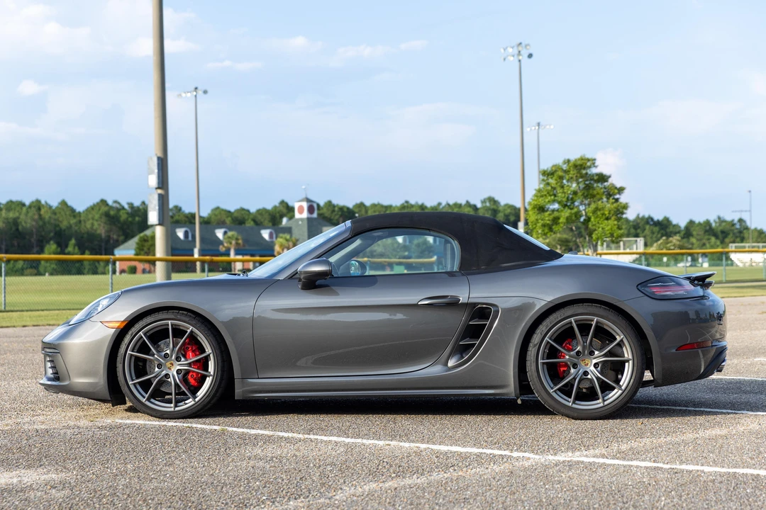 2017 Porsche 718 Boxster S - Image 14 of 31