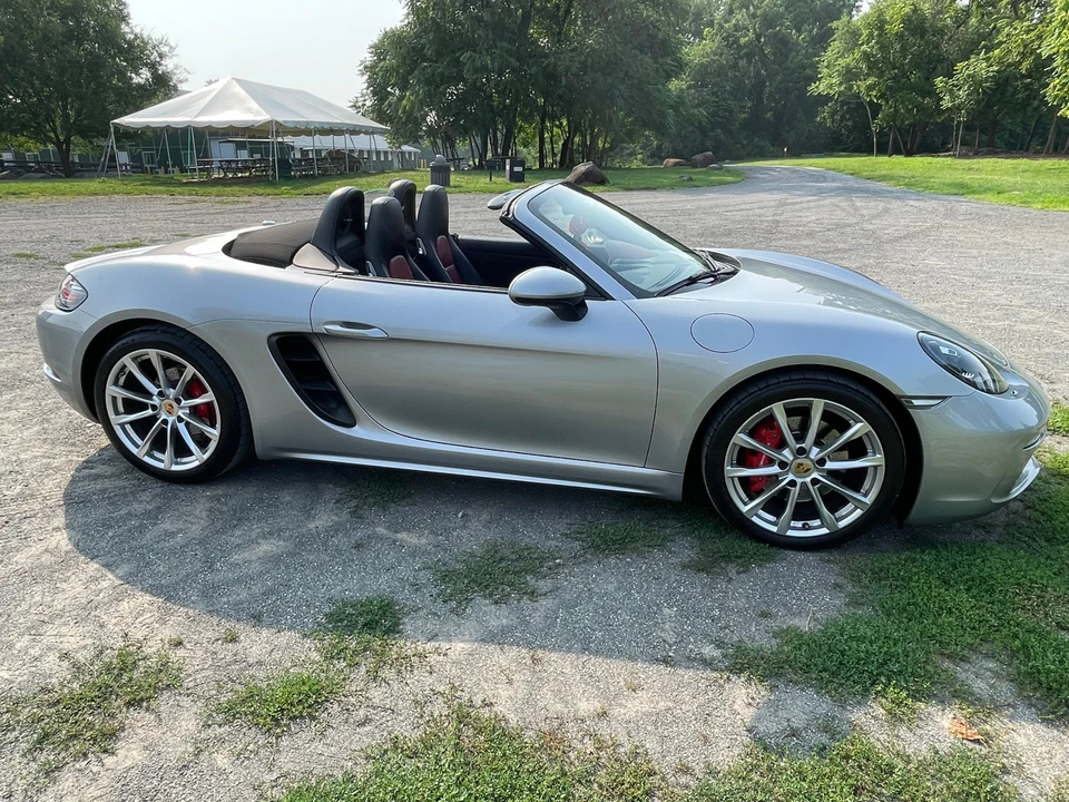 2017 Porsche 718 Boxster S - Image 24 of 31