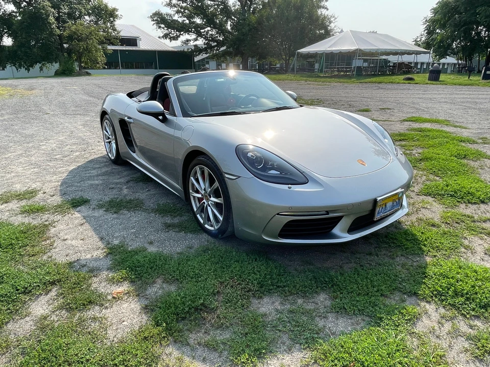 2017 Porsche 718 Boxster S - Image 27 of 31