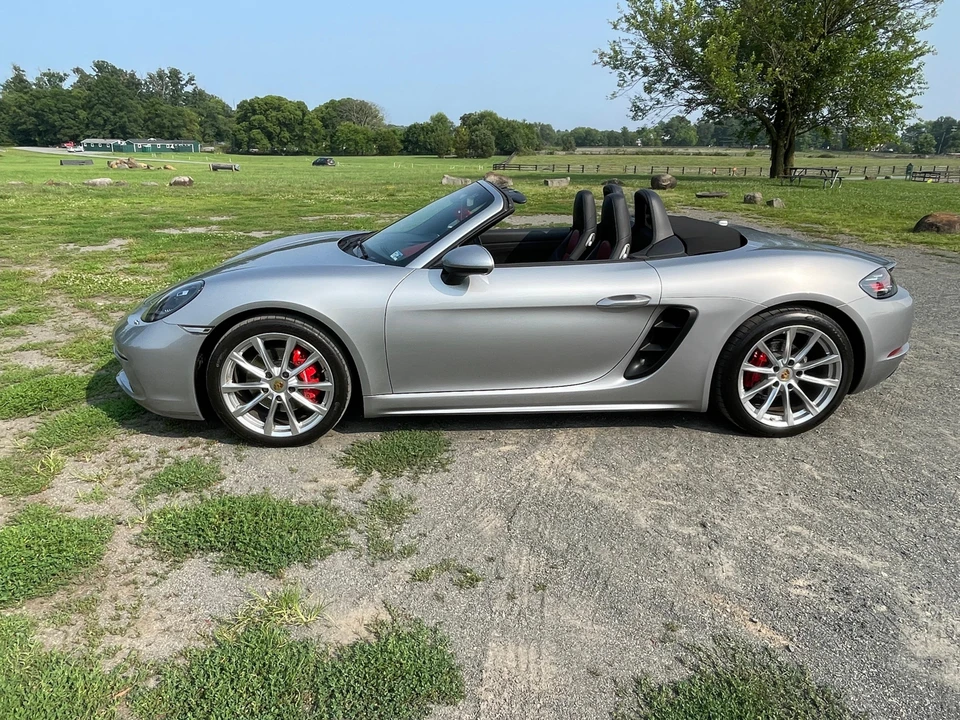 2017 Porsche 718 Boxster S - Image 11 of 31
