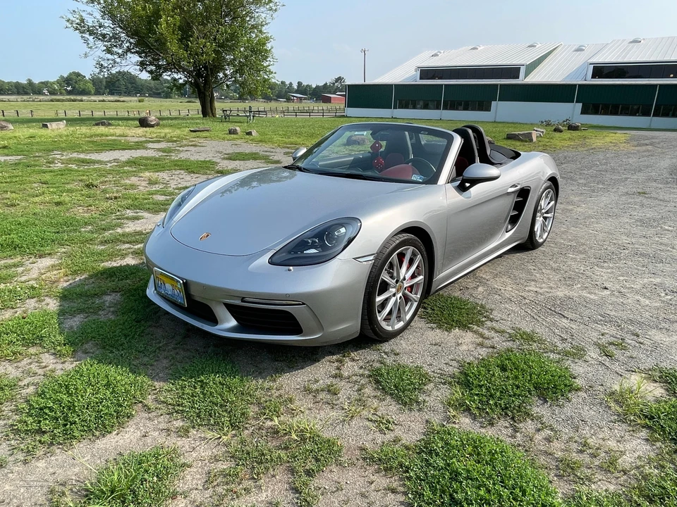 2017 Porsche 718 Boxster S - Image 8 of 31