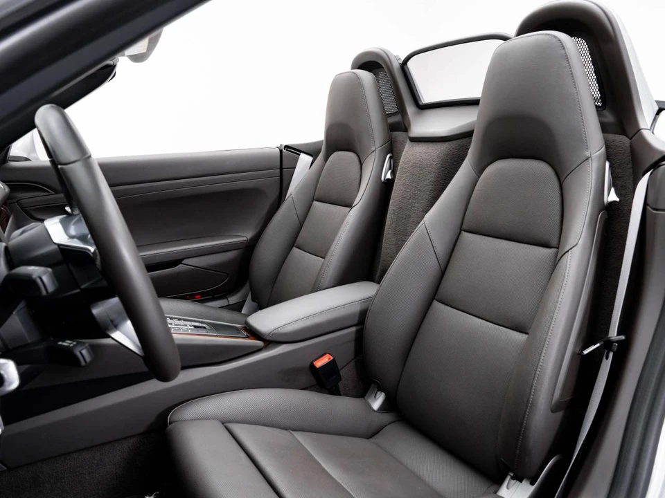 2017 Porsche 718 Boxster S - Image 5 of 5