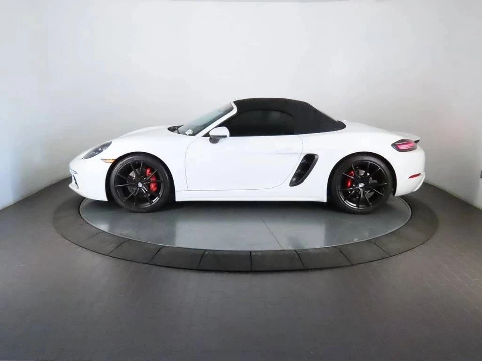 2017 Porsche 718 Boxster S - Image 2 of 5