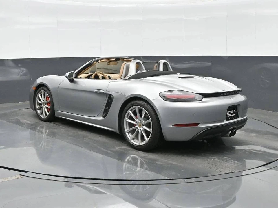 2017 Porsche 718 Boxster S - Image 3 of 5