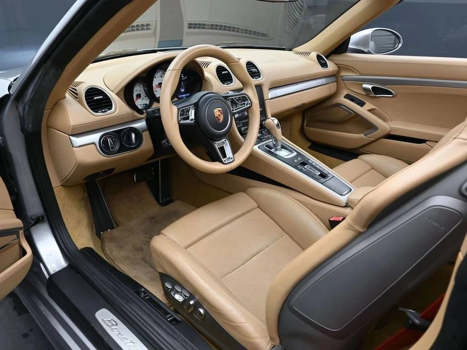 2017 Porsche 718 Boxster S - Image 4 of 5