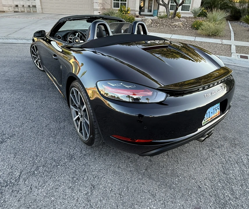 2017 Porsche 718 Boxster S - Image 8 of 31